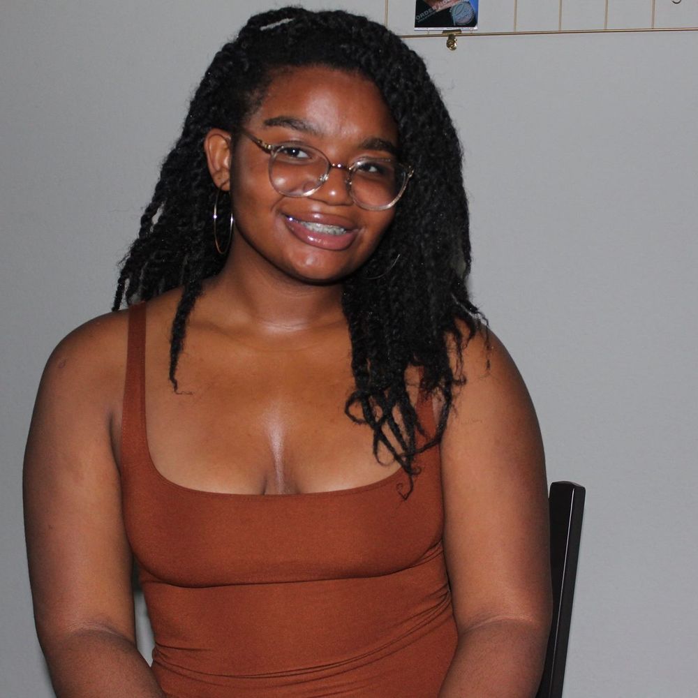 Meet your Posher, Valene